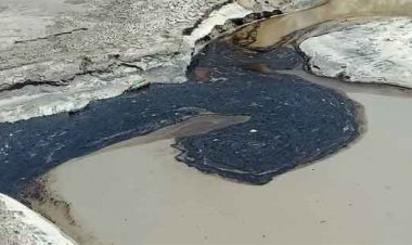 ടൈറ്റാനിയം ഫാക്ടറിയിലെ ഫര്‍ണസ് ഓയില്‍ ചോര്‍ച്ച: അന്വേഷണത്തിന് മൂന്നംഗ സമിതിയെ നിയോഗിച്ചു