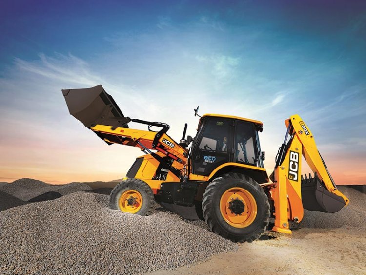 താഴ്ന്ന സ്ഥലങ്ങൾ മണ്ണിട്ട് ഉയർത്തുന്നു